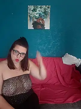 Snapshot of carolyne2023 chatting on November 2025 09:53:01 AM carolyne2023 online show from November 2025 09:53:01 AM