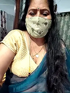 Snapshot of Rani_Darling_99 chatting on September 2025 03:56:02 PM Rani Darling 99 online show from September 2025 03:56:02 PM