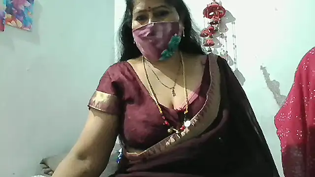 Snapshot of Rani_Darling_99 chatting on October 2025 02:36:01 PM Rani Darling 99 online show from October 2025 02:36:01 PM