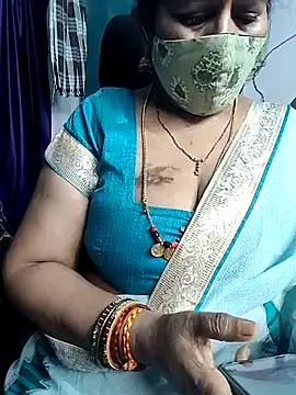 Snapshot of Rani_Darling_99 chatting on April 2026 04:19:01 PM Rani Darling 99 online show from April 2026 04:19:01 PM