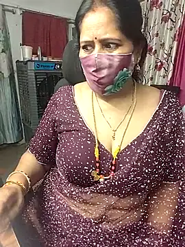 Snapshot of Rani_Darling_99 chatting on July 2026 07:40:02 PM Rani Darling 99 online show from July 2026 07:40:02 PM