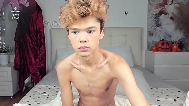 Felix Rey online show from October 2025 12:06:02 PM