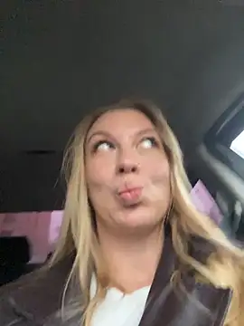 Sweet   Emily online show from November 2025 12:38:01 PM