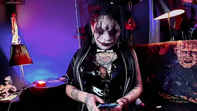 Snapshot of MorganaCrowley chatting on October 2025 07:58:01 PM MorganaCrowley online show from October 2025 07:58:01 PM