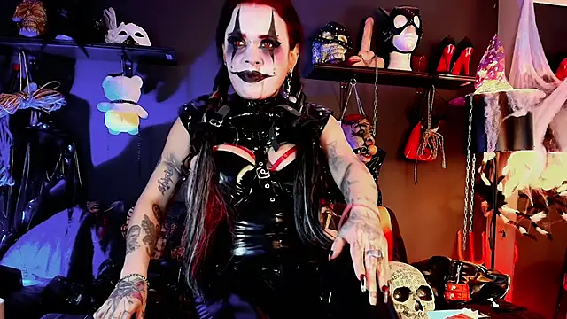 Snapshot of MorganaCrowley chatting on October 2025 06:20:02 PM MorganaCrowley online show from October 2025 06:20:02 PM