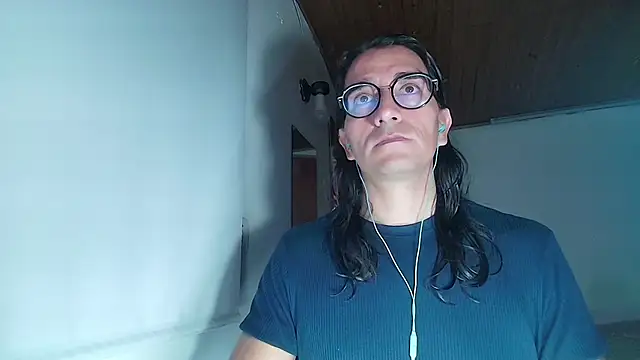 Snapshot of RustyGray chatting on February 2026 06:04:02 PM RustyGray online show from February 2026 06:04:02 PM