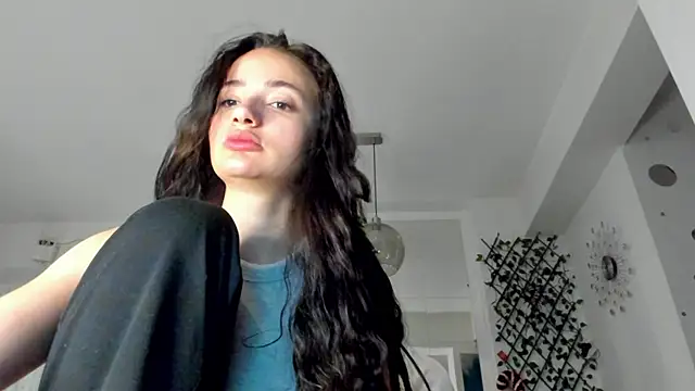 Snapshot of IreneVON chatting on December 2024 03:11:02 PM IreneVON online show from December 2024 03:11:02 PM