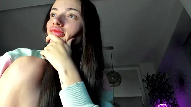 Snapshot of IreneVON chatting on February 2025 03:42:02 PM IreneVON online show from February 2025 03:42:02 PM
