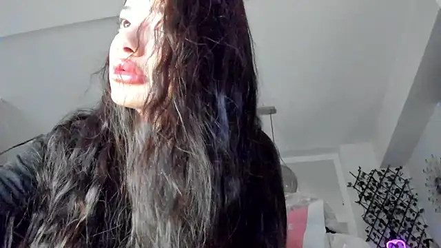 Snapshot of IreneVON chatting on February 2025 05:41:01 AM IreneVON online show from February 2025 05:41:01 AM