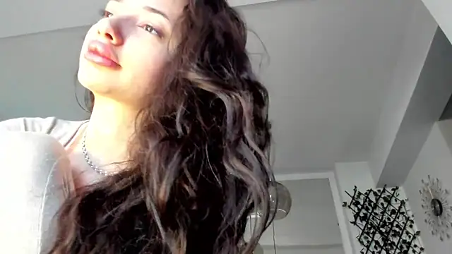 Snapshot of IreneVON chatting on March 2025 05:05:02 AM IreneVON online show from March 2025 05:05:02 AM