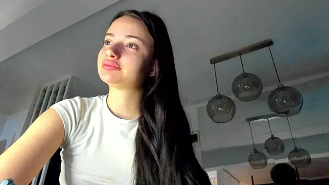 IreneVON online show from October 2025 04:15:01 AM