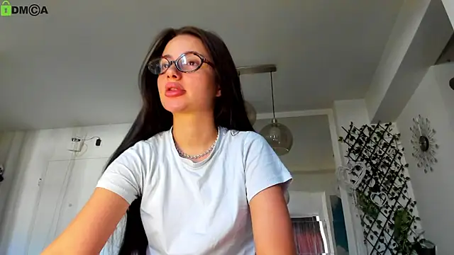IreneVON online show from June 2026 04:58:01 AM