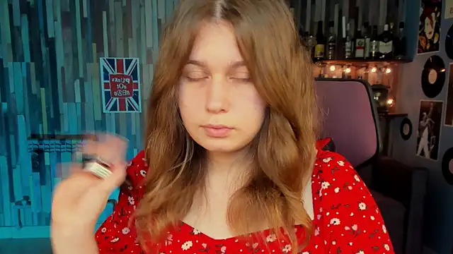 FioraMarmoris online show from October 2025 12:30:02 PM