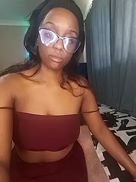 Queen-Chocolate online show from May 2026 02:22:01 PM