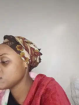 Snapshot of Queen-Chocolate chatting on June 2026 01:18:02 AM Queen-Chocolate online show from June 2026 01:18:02 AM