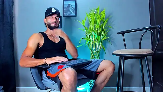 Damian 022 online show from March 2026 12:31:02 PM