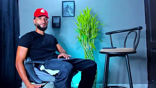 Damian 022 online show from March 2026 07:53:02 PM