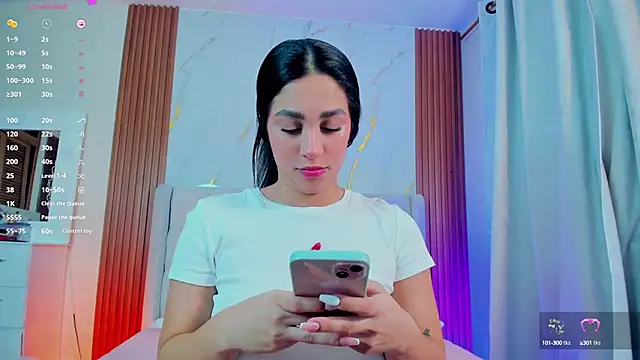 amelie leigh online show from February 2025 01:15:02 AM