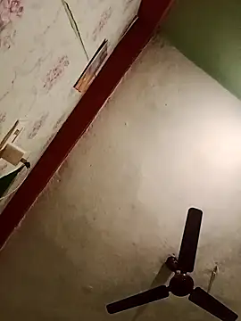 Snapshot of Sexyy_boys chatting on February 2025 05:04:02 PM Sexyy boys online show from February 2025 05:04:02 PM