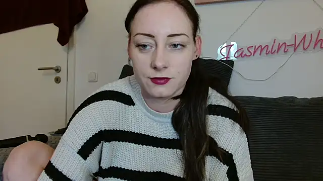 Jasmin-White online show from April 2026 01:48:02 PM