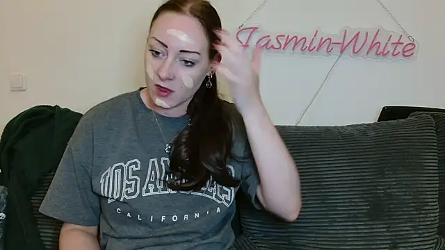 Jasmin-White online show from June 2026 07:14:02 PM