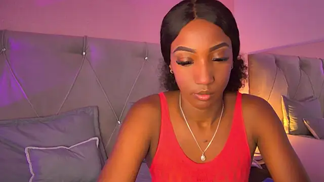 Snapshot of FiorelaLenin chatting on February 2025 02:30:01 PM FiorelaLenin online show from February 2025 02:30:01 PM