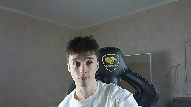 MasonWarholl online show from October 2025 10:12:02 PM