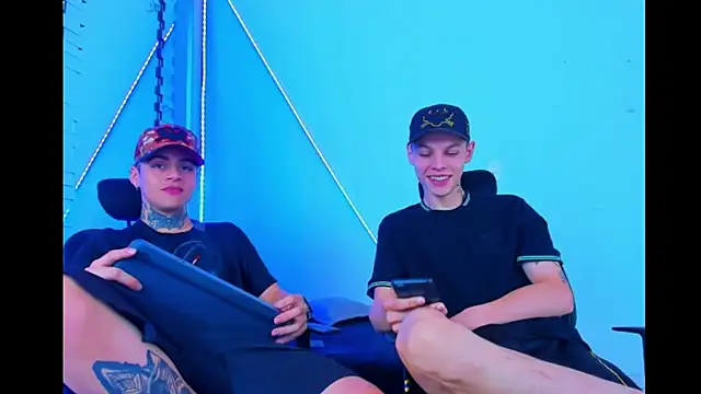 HOT boy2025 online show from September 2025 07:21:01 AM