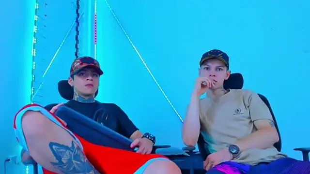 HOT boy2025 online show from October 2025 04:09:02 AM