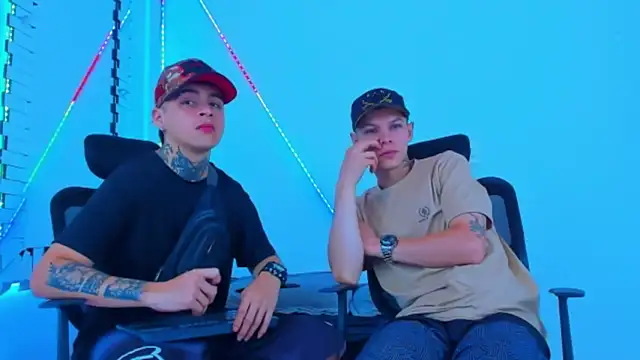 HOT boy2025 online show from October 2025 04:46:01 AM