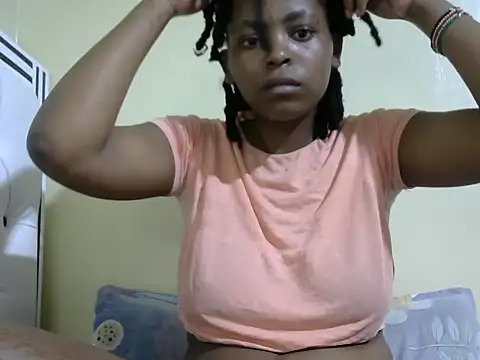 nelly shyn online show from September 2025 01:15:01 PM