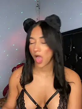 Snapshot of mailyreid chatting on February 2025 03:20:01 AM mailyreid online show from February 2025 03:20:01 AM