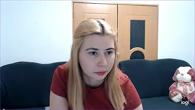 VioletaFlower7 online show from February 2025 08:33:02 AM