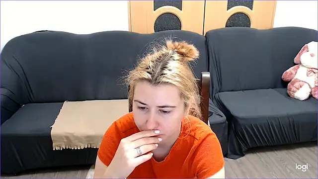 VioletaFlower7 online show from March 2025 05:50:02 PM