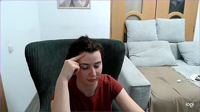 Snapshot of VioletaFlower7 chatting on February 2026 09:27:02 PM VioletaFlower7 online show from February 2026 09:27:02 PM