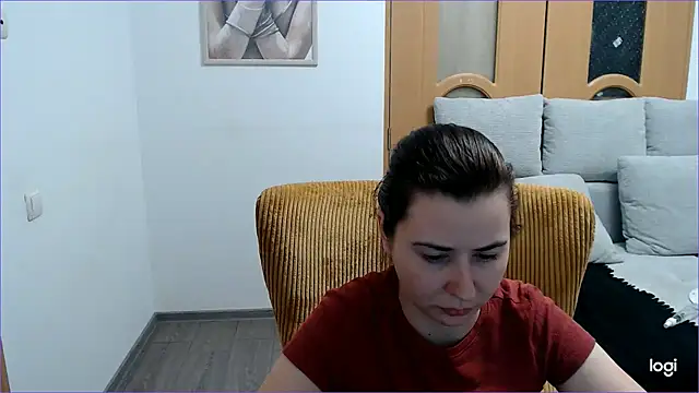 Snapshot of VioletaFlower7 chatting on March 2026 09:20:02 PM VioletaFlower7 online show from March 2026 09:20:02 PM