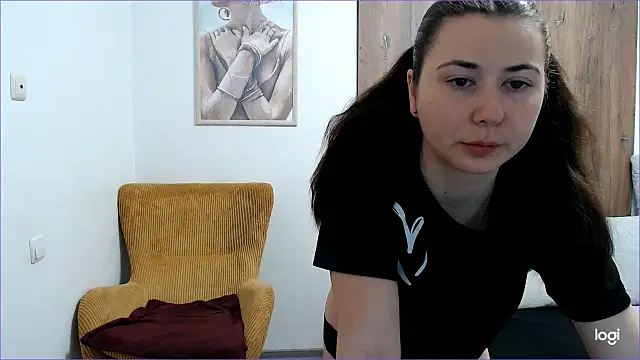 Snapshot of VioletaFlower7 chatting on May 2026 09:05:01 AM VioletaFlower7 online show from May 2026 09:05:01 AM