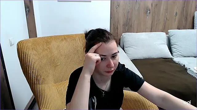 Snapshot of VioletaFlower7 chatting on June 2026 07:25:01 AM VioletaFlower7 online show from June 2026 07:25:01 AM