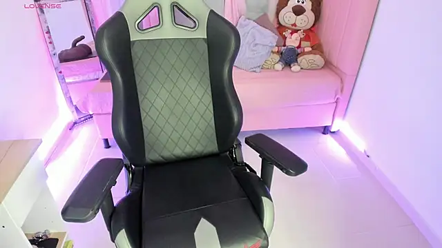 zoesullivan online show from January 2025 09:26:01 AM