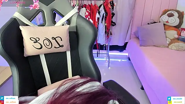 Snapshot of zoesullivan chatting on February 2026 09:36:02 AM zoesullivan online show from February 2026 09:36:02 AM