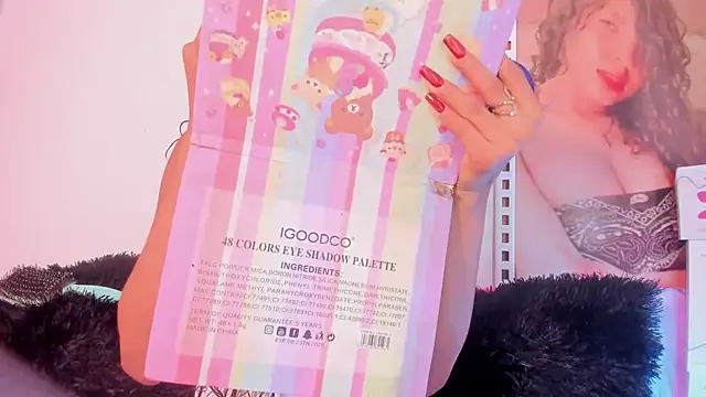 MiaKirshner online show from September 2025 02:31:02 PM