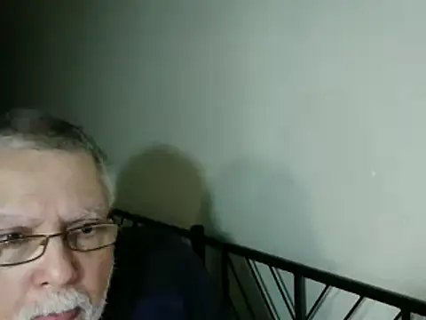 100Tauros online show from October 2025 04:37:01 AM