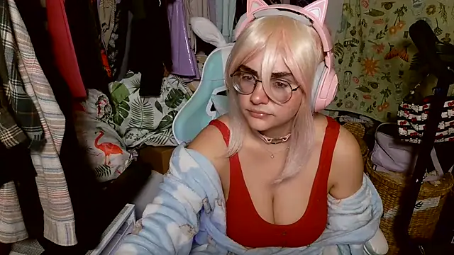 Snapshot of mochi_rainbow chatting on January 2025 08:26:02 PM mochi rainbow online show from January 2025 08:26:02 PM