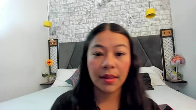 MilaaAdams online show from October 2025 10:05:02 AM