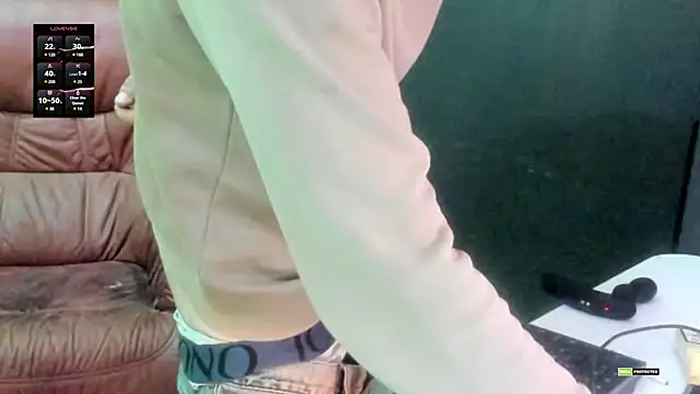 Snapshot of savage_daddyy chatting on February 2025 04:31:01 PM savage daddyy online show from February 2025 04:31:01 PM