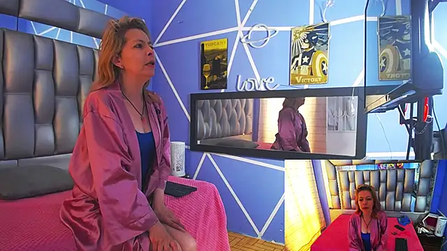 sophia ny online show from March 2025 01:29:02 PM