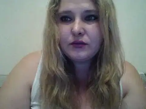 Snapshot of ParisMimi chatting on November 2025 09:25:02 PM ParisMimi online show from November 2025 09:25:02 PM