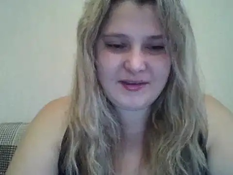 Snapshot of ParisMimi chatting on November 2025 07:53:01 AM ParisMimi online show from November 2025 07:53:01 AM