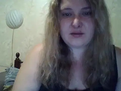 Snapshot of ParisMimi chatting on November 2025 07:01:01 AM ParisMimi online show from November 2025 07:01:01 AM