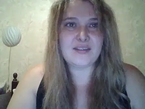 Snapshot of ParisMimi chatting on December 2025 12:25:02 PM ParisMimi online show from December 2025 12:25:02 PM